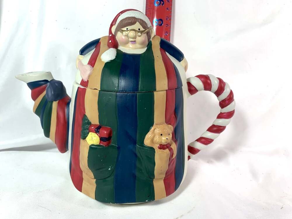 Babushka  tea pot